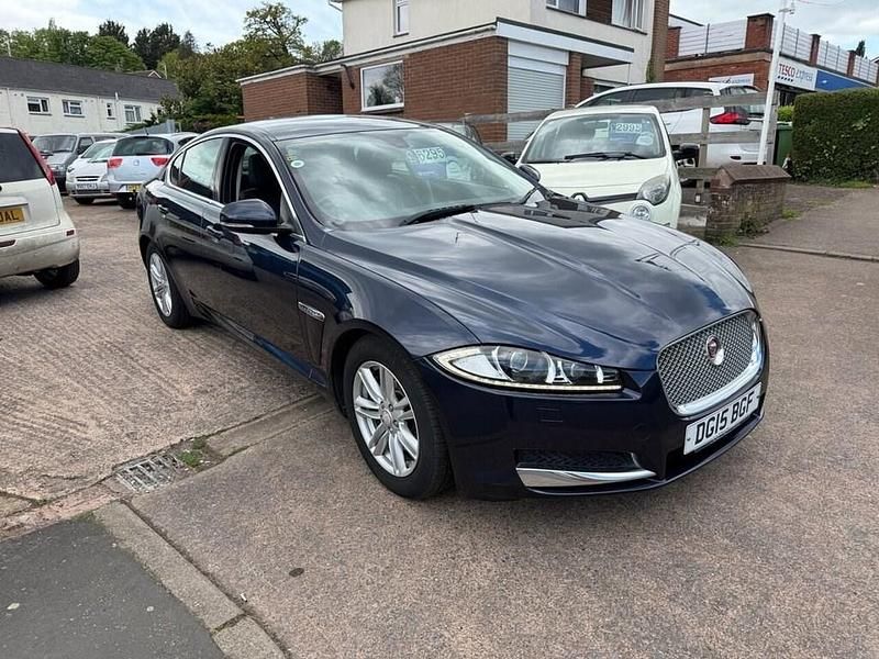 Used Jaguar XF Luxury 163 HP (119 kW) 2015 Blue Sedan