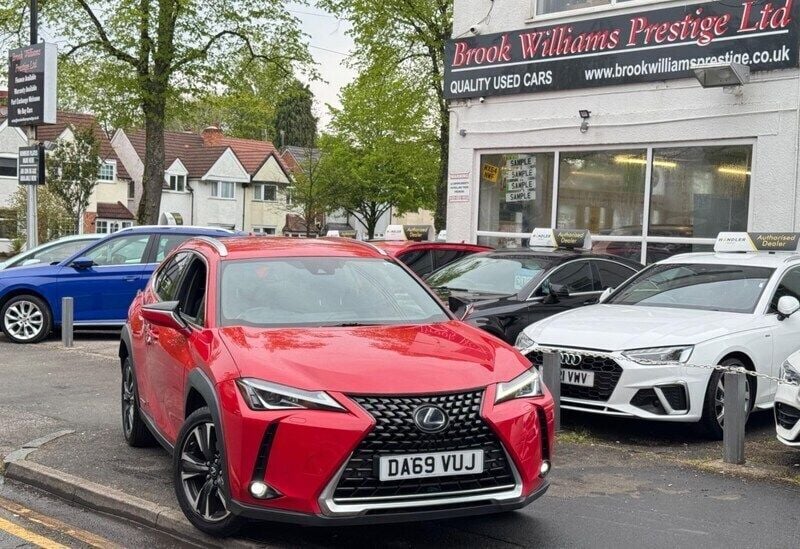Red Used 2019 Lexus UX SUV | £12,345 (A bit pricey) - Image 1/4