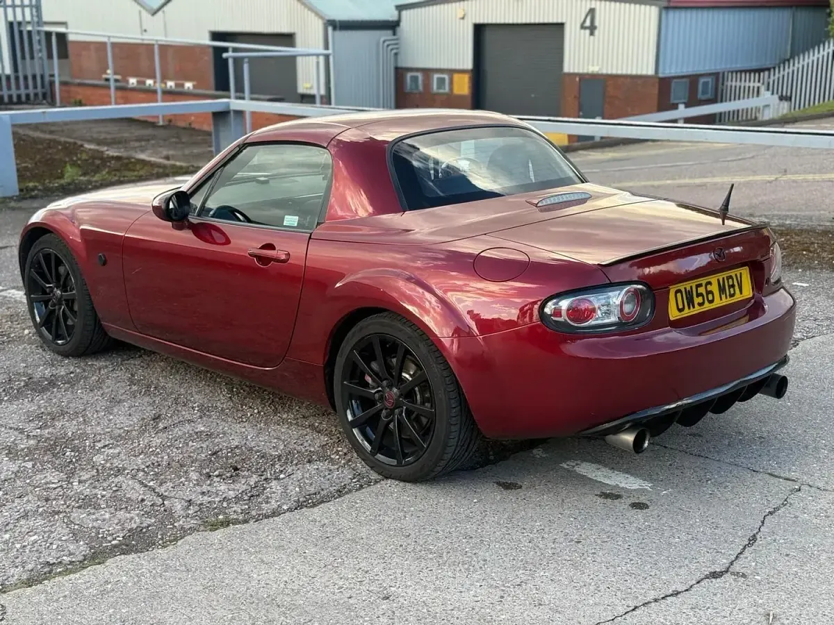 Used Mazda MX5 160 HP (117 kW) 2007 Red Cabriolet
