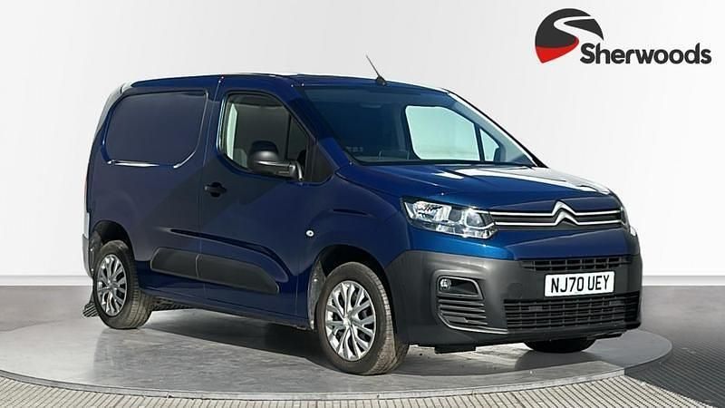 Used Citroën Berlingo 100 HP (73 kW) 2020 Blue MPV