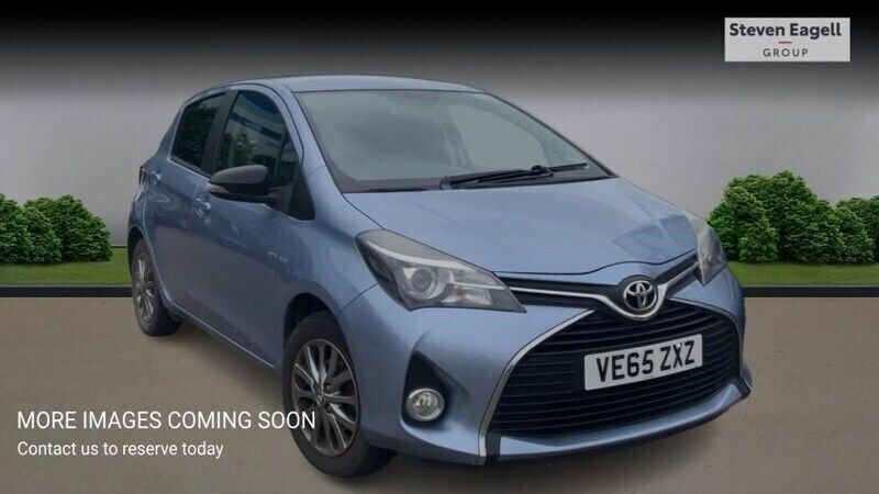 Blue Used 2016 Toyota Yaris Hatchback | £6,995 (Fair price) - Image 1/4