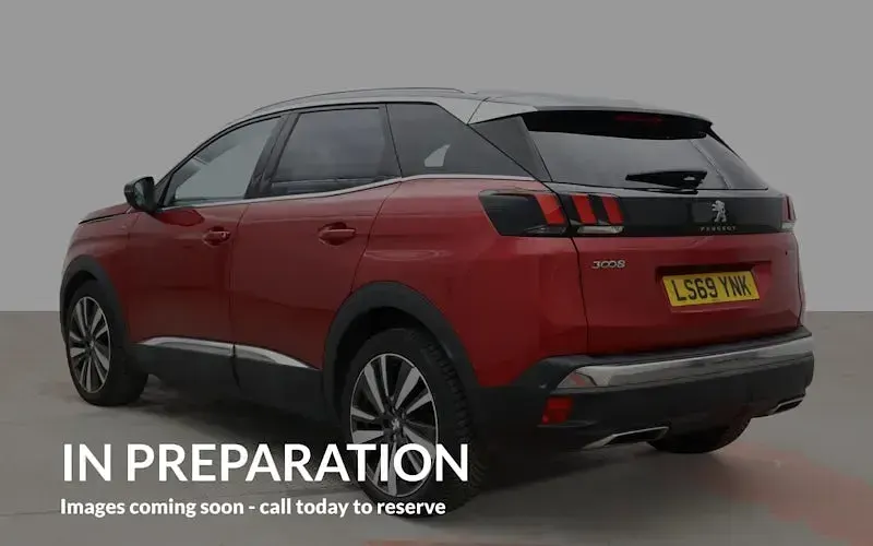 Used Peugeot 3008 Premium 131 HP (96 kW) 2019 Red SUV