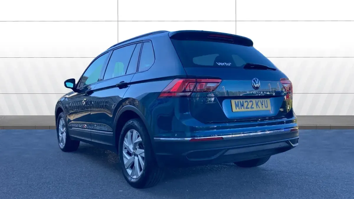 Used VW Tiguan Life 150 HP (110 kW) 2022 Blue SUV