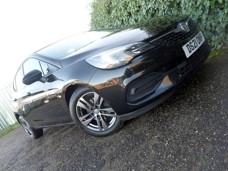 Used Vauxhall Astra Business Edition 105 HP (77 kW) 2021 Black Hatchback