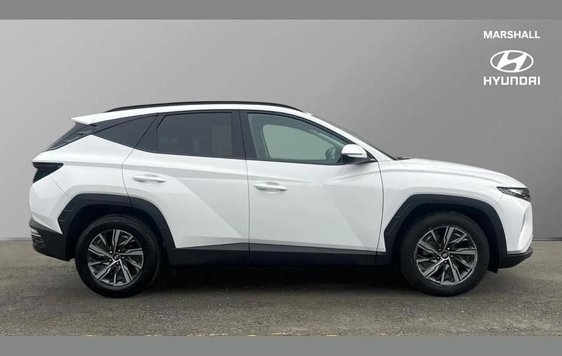 Used Hyundai Tucson SE 147 HP (108 kW) 2022 White SUV