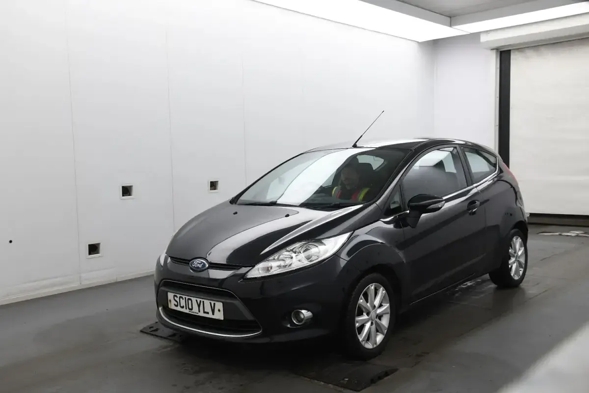 Used Ford Fiesta Zetec 82 HP (60 kW) 2010 Black Hatchback