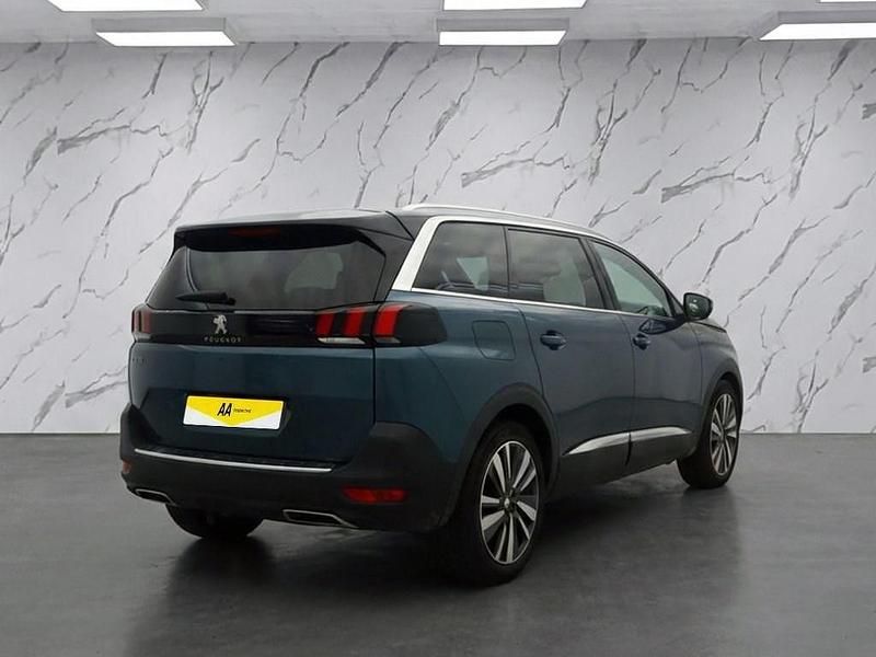 Used Peugeot 5008 Premium 130 HP (95 kW) 2019 Green SUV