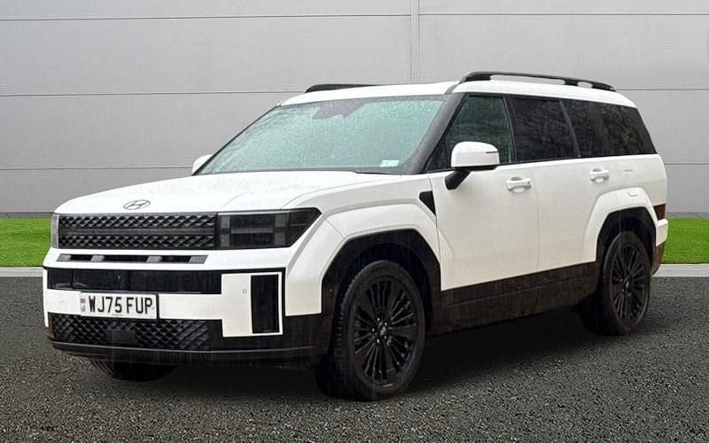 Used Hyundai Santa Fe 215 HP (158 kW) 2025 White SUV