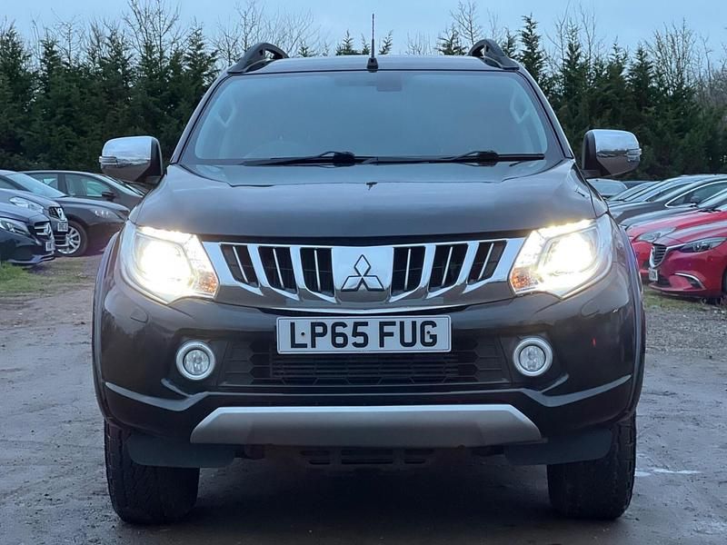 Used Mitsubishi L200 Warrior 2016 Black Pickup