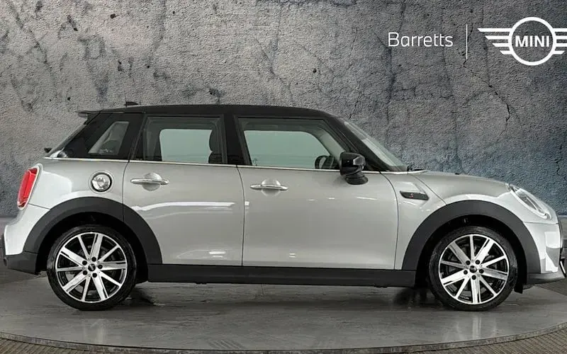 Used Mini Cooper S Comfort 178 HP (130 kW) 2022 Hatchback