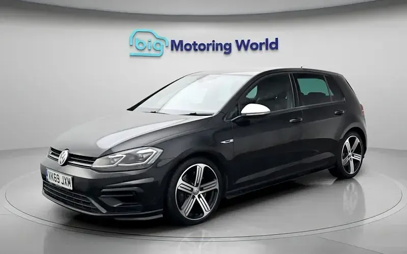 Używany VW Golf VII R 300 KM (220 kW) 2019 Czarny Hatchback
