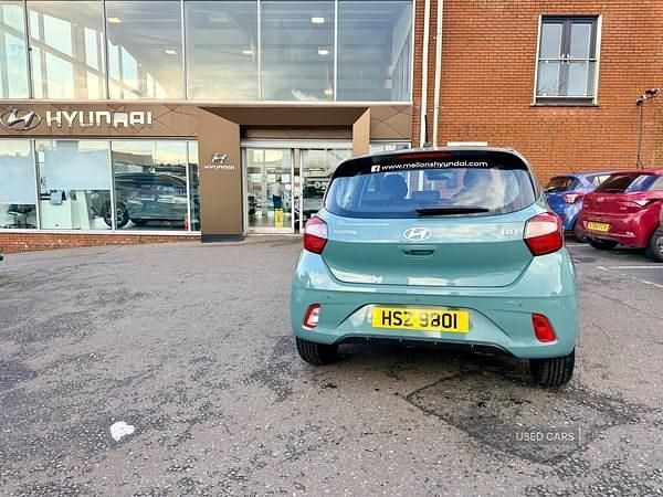 Used Hyundai i10 Advanced 67 HP (49 kW) 2024 Green Hatchback