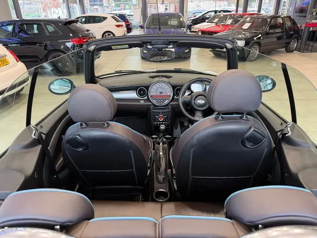 Used Mini ONE 98 HP (72 kW) 2014 Silver Hatchback