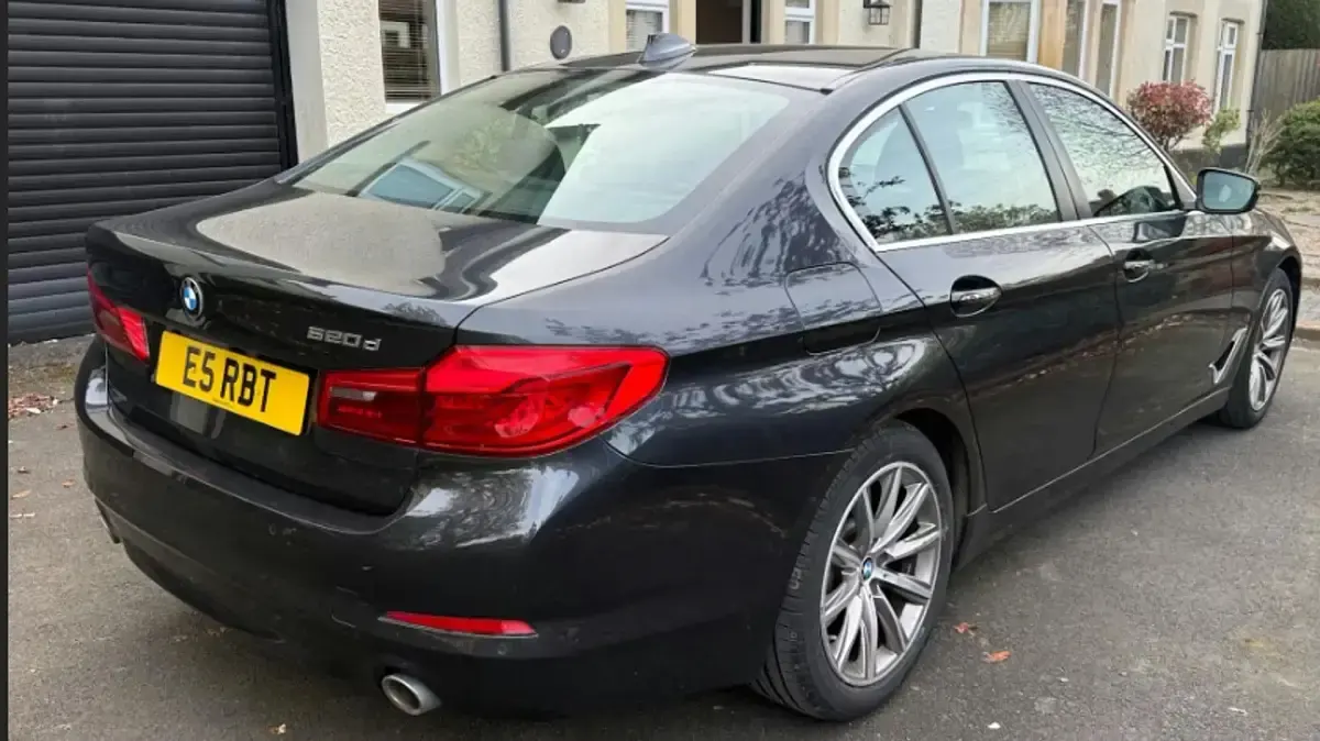 Begagnad BMW 520 Sport Line 190 HK (139 kW) 2018 Grå Sedan