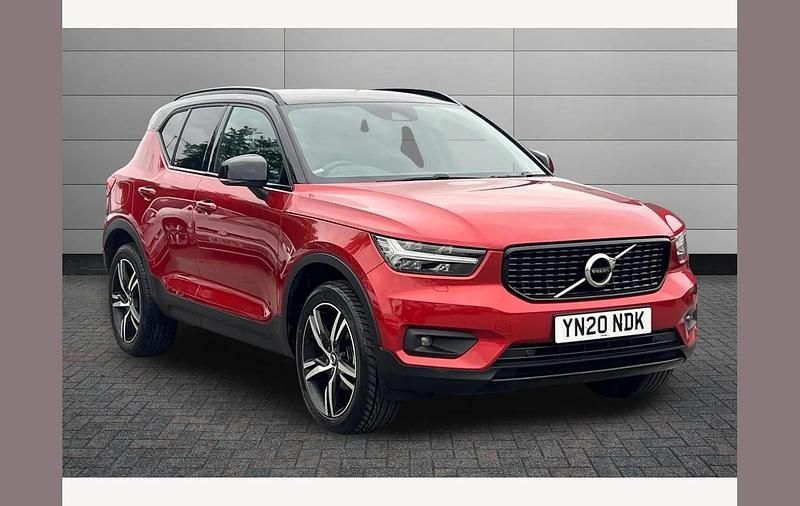 Red Used 2020 Volvo XC40 R-Design SUV | £18,495 (Fair price) - Image 1/2
