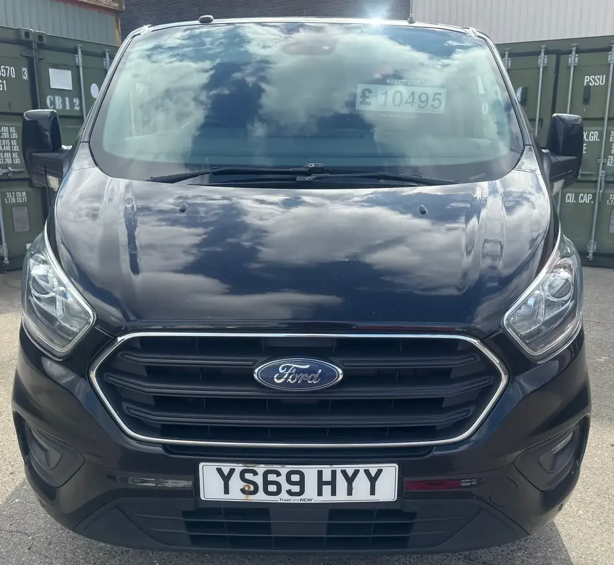 Used Ford Transit Custom Limited 130 HP (95 kW) 2019 Black Van