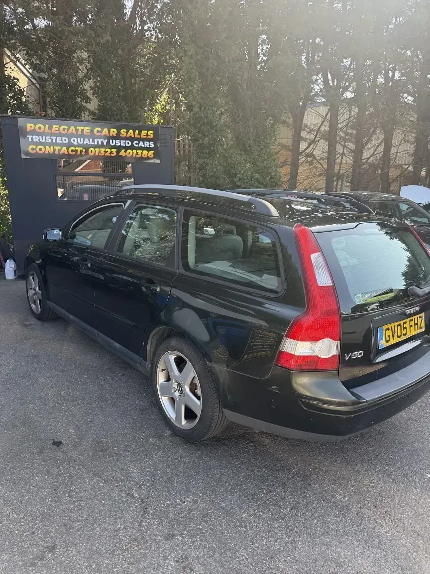 Used Volvo V50 SE 125 HP (91 kW) 2005 Green Estate