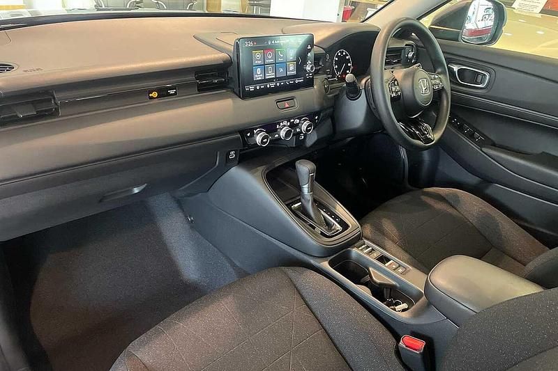 Used Honda HR-V Elegance 131 HP (96 kW) 2022 Grey SUV