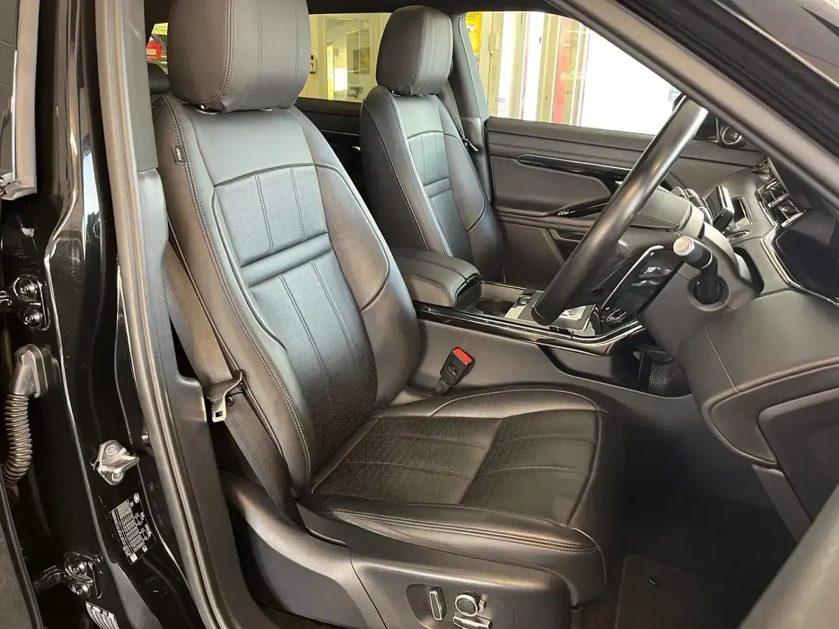 Used Land Rover Range Rover evoque HSE Dynamic 204 HP (150 kW) 2021 Black SUV