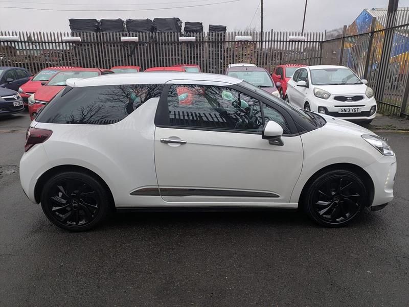 White Used 2015 DS Automobiles DS3 Hatchback | £3,495 (Fair price) - Image 1/4