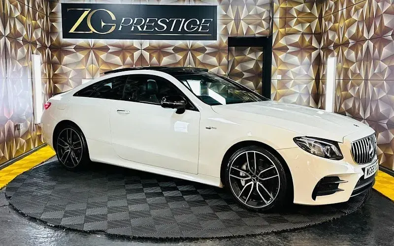 Usado Mercedes E53 AMG Premium Plus 435 HP (319 kW) 2020 Coupé