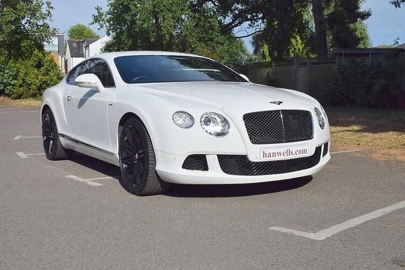 Begagnad Bentley Continental 2013 Vit Sedan