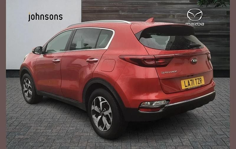 Used Kia Sportage 129 HP (94 kW) 2022 Red SUV