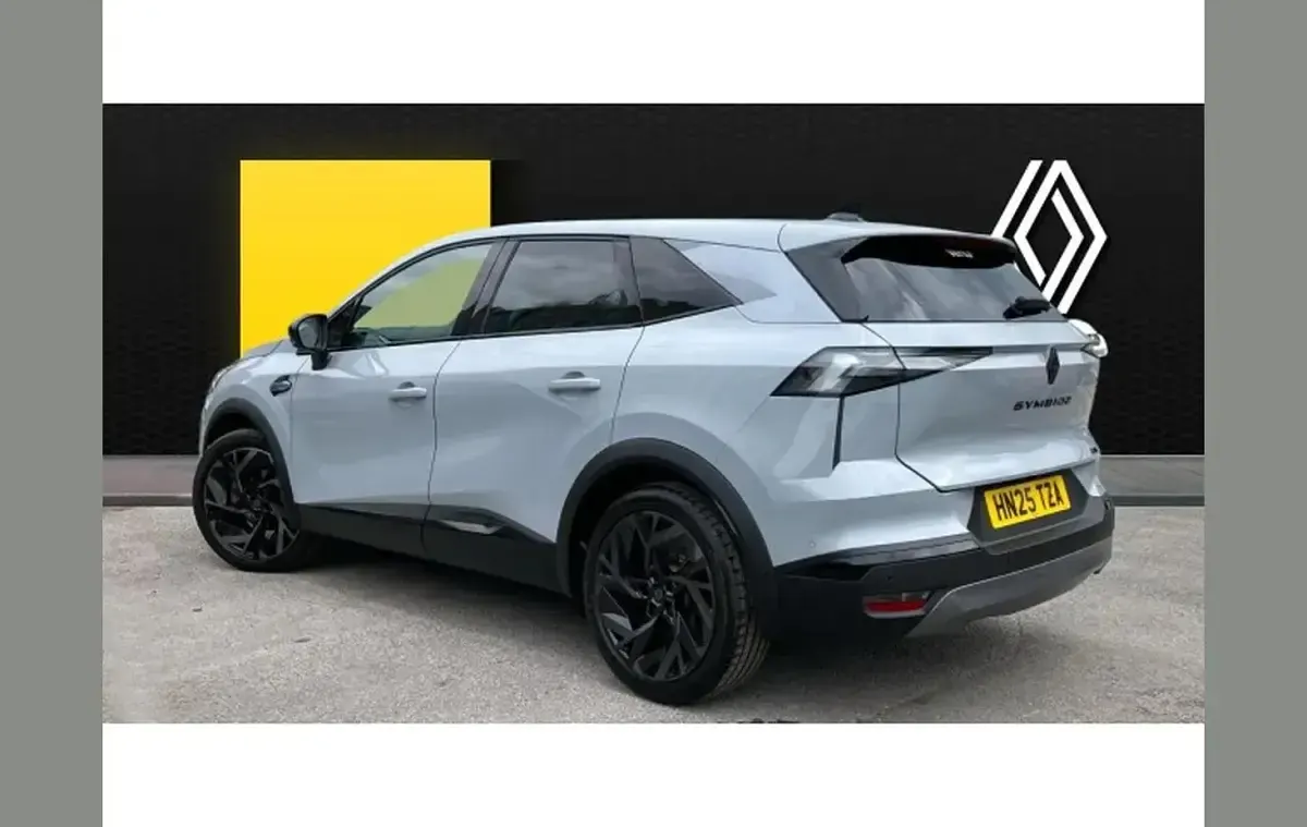 Używany Renault Symbioz Techno Esprit Alpine 143 KM (105 kW) 2025 Szary SUV