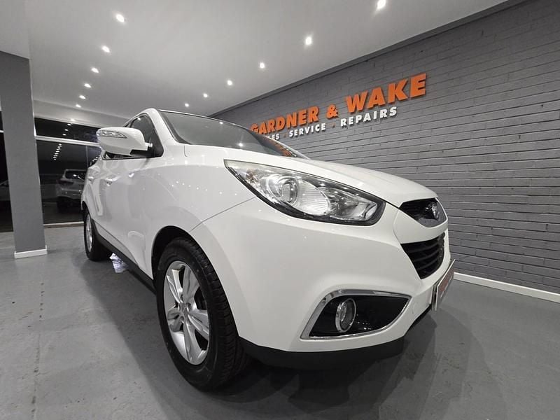 Used Hyundai ix35 Style 135 HP (99 kW) 2012 White SUV