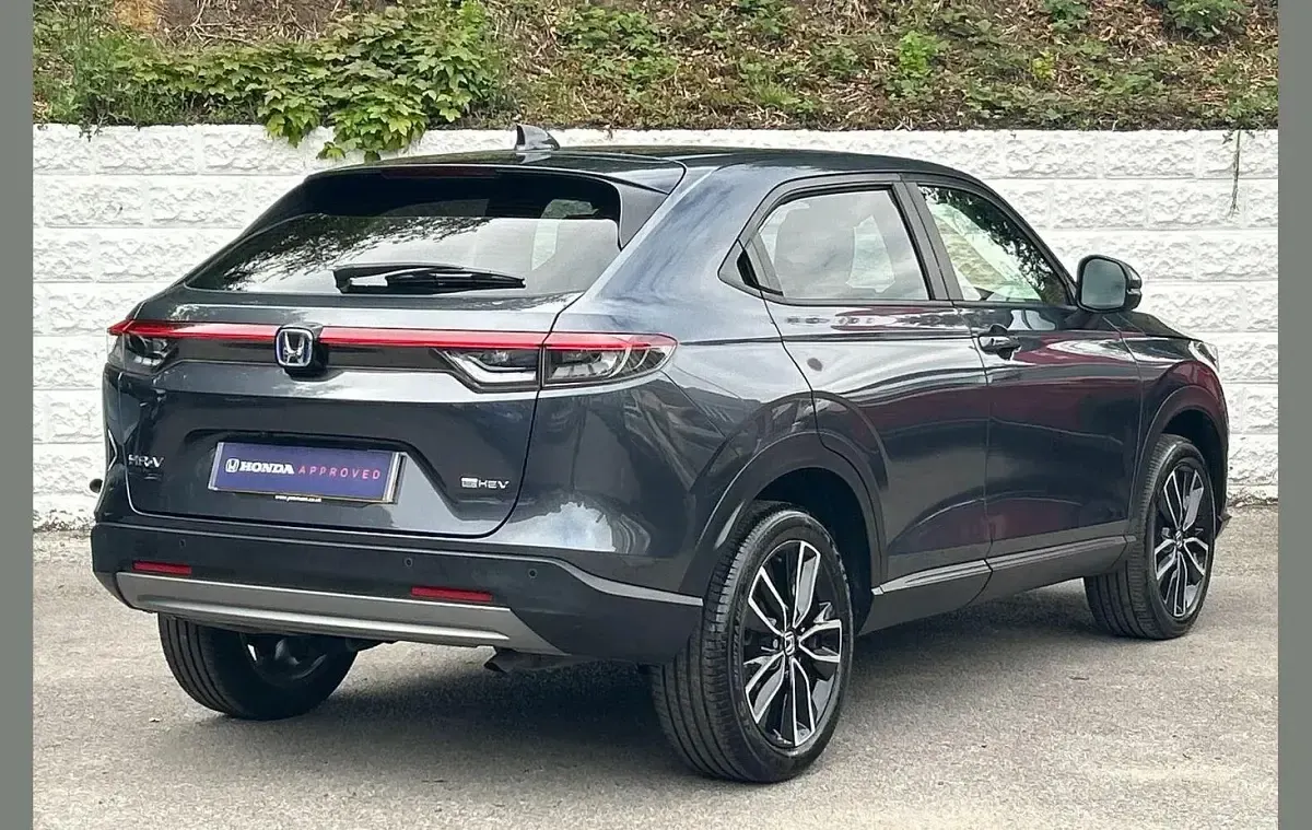 Used Honda HR-V Elegance 131 HP (96 kW) 2023 Grey SUV