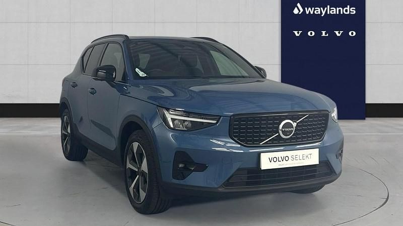 Used Volvo XC40 Ultimate 2023 Blue SUV
