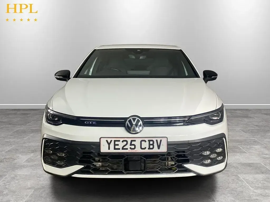 Used VW Golf VIII GTE 272 HP (200 kW) 2025 White Hatchback