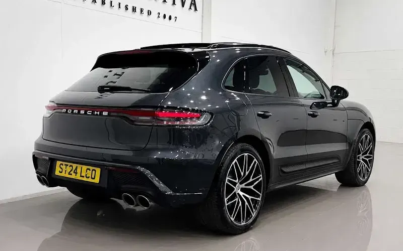Used Porsche Macan 265 HP (194 kW) 2024 Grey SUV