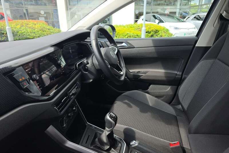 Image 2/4