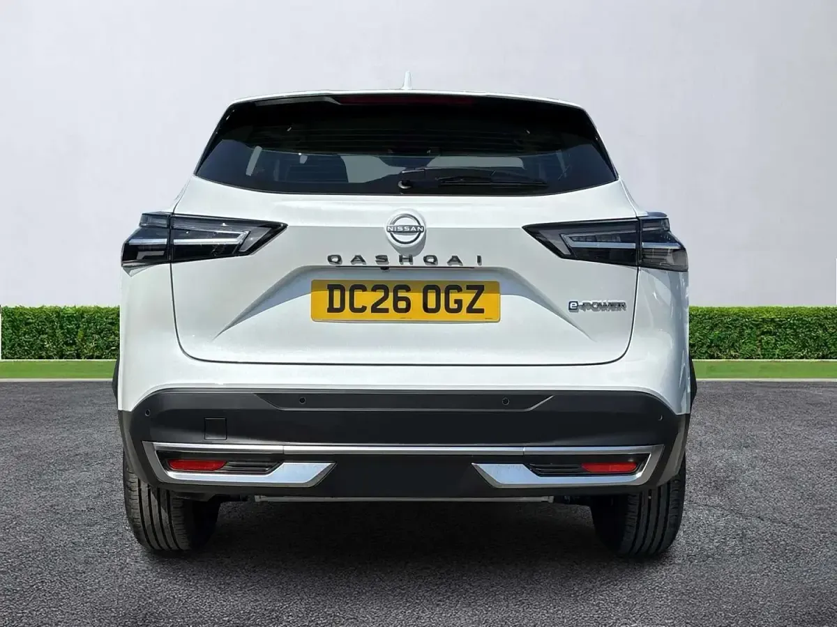New Nissan Qashqai Acenta Premium 205 HP (150 kW) 2026 Pearl white SUV