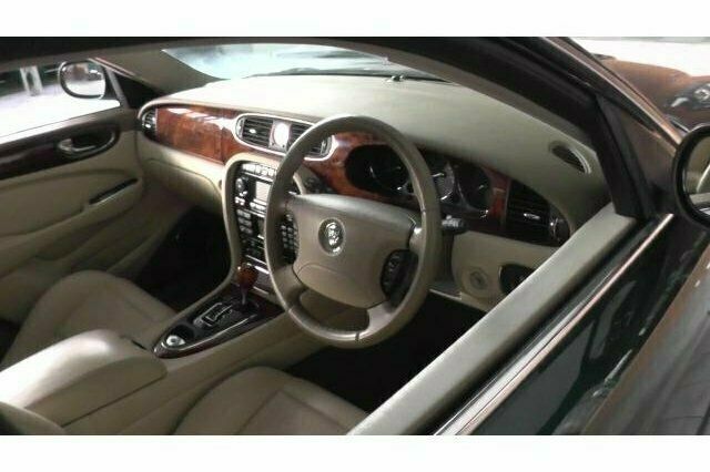 Used Jaguar XJ6 240 HP (176 kW) 2004 Sedan