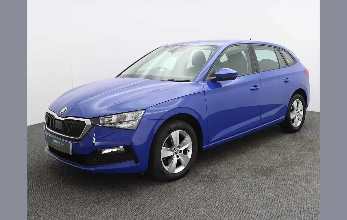 Used Skoda Scala SE 108 HP (79 kW) 2023 Blue Hatchback
