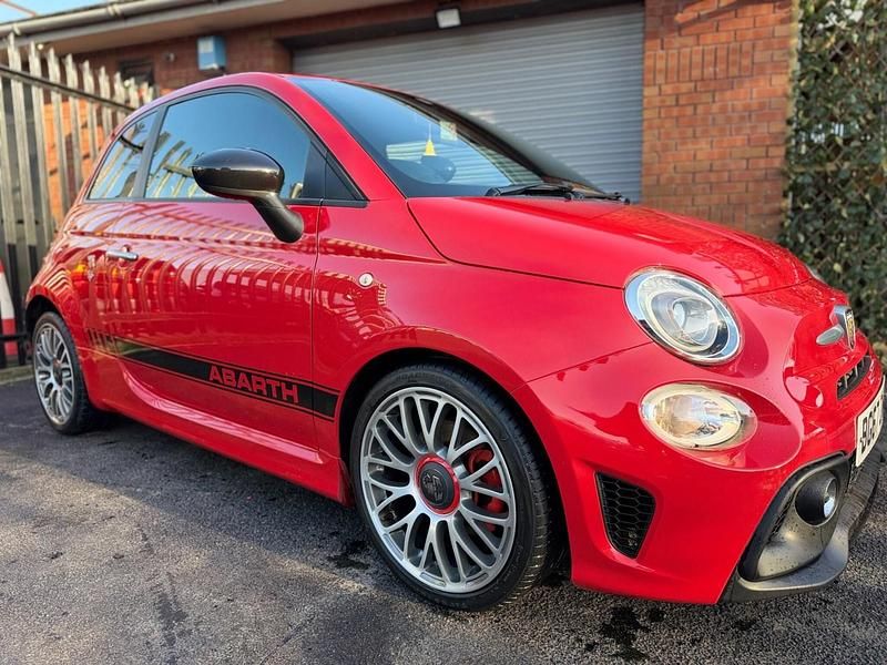 Used Abarth 595 145 HP (106 kW) 2017 Red Hatchback