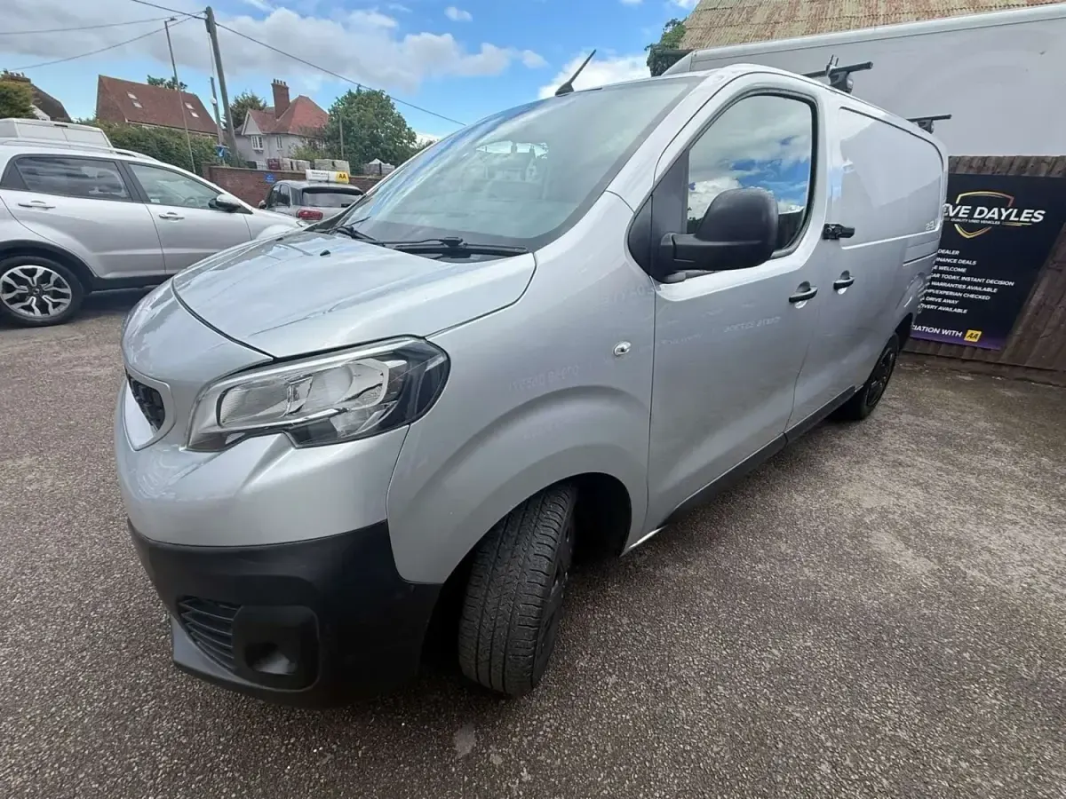 Second-hand Peugeot Expert 2019 Argintiu Van