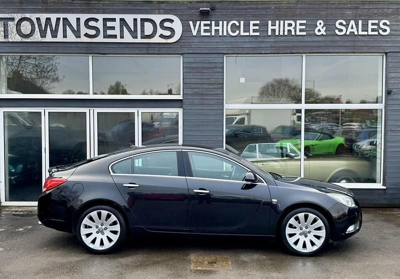 Used Vauxhall Insignia Elite 260 HP (191 kW) 2010 Black Hatchback