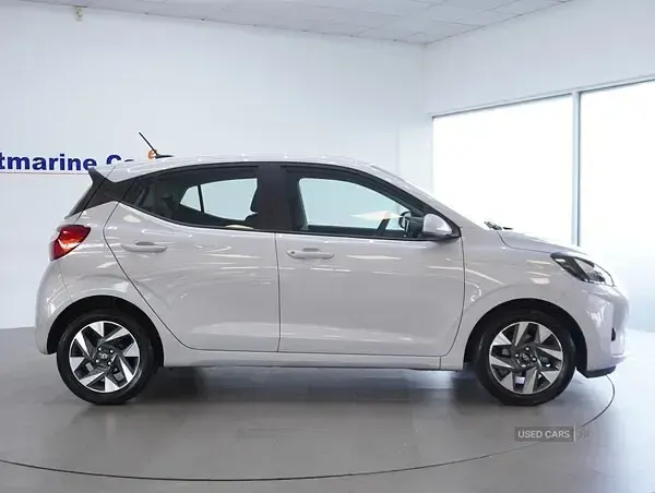 Used Hyundai i10 Advanced 63 HP (46 kW) 2025 Grey Hatchback