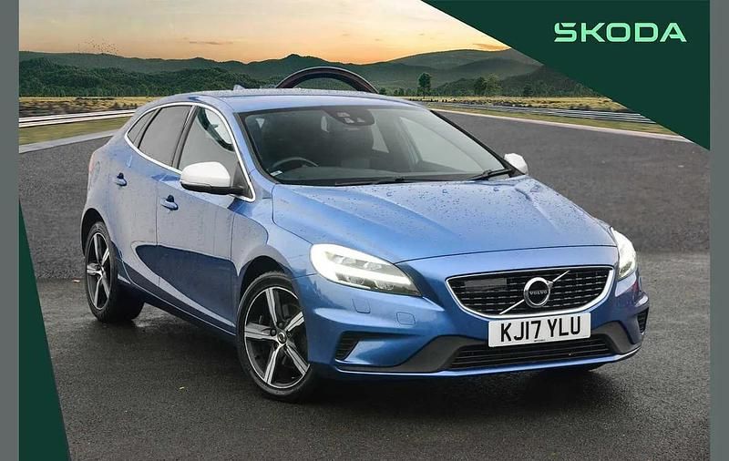 Blue Used 2017 Volvo V40 R-Design Hatchback | £10,495 (Fair price) - Image 1/4