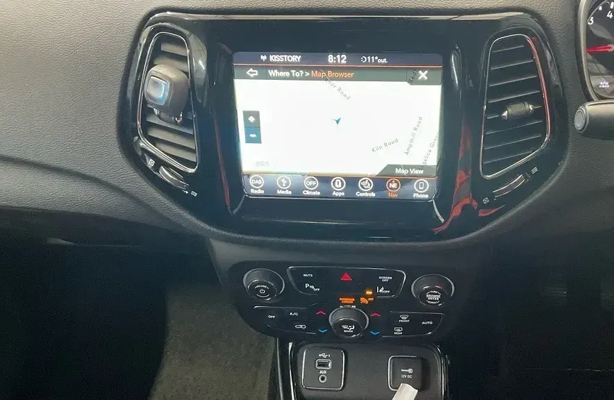 Usado Jeep Compass Night Eagle 140 CV (102 kW) 2020 Negro SUV