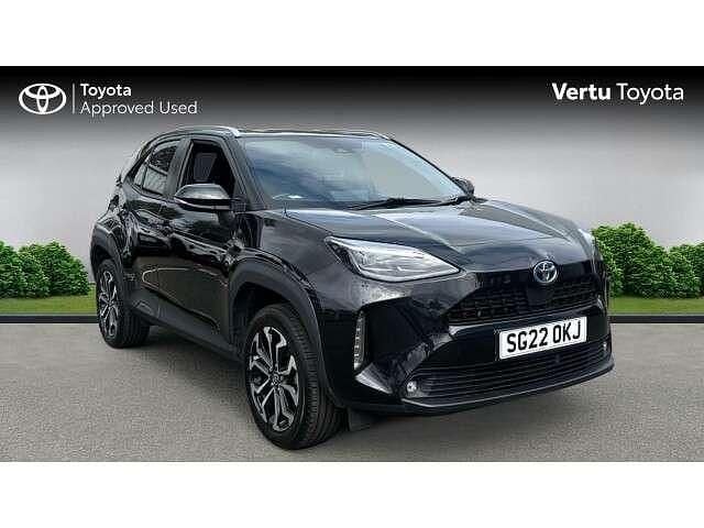 Black Used 2022 Toyota Yaris Cross Design SUV | £19,037 (Fair price) - Image 1/4