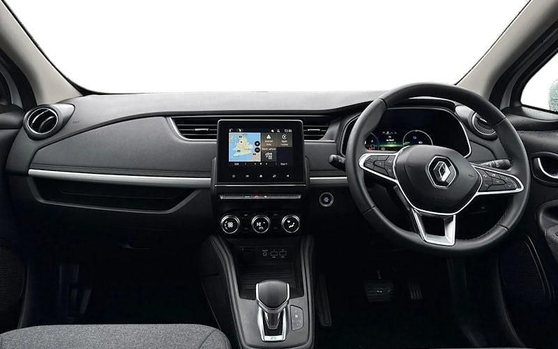 Used Renault Zoe Version S 100 kW (136 HP) 2022 White Hatchback