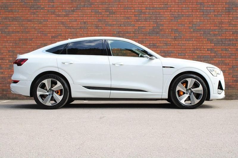Used Audi e-tron S-Line 300 kW (408 HP) 2020 White SUV