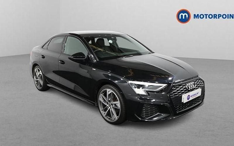Begagnad Audi A3 150 HK (110 kW) 2023 Svart Sedan