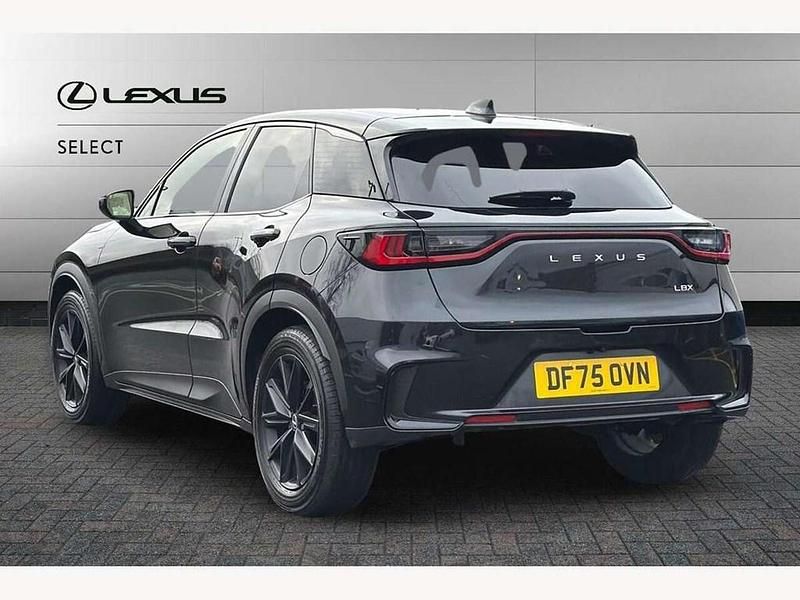 Used Lexus LBX 136 HP (100 kW) 2025 Eclipse black SUV