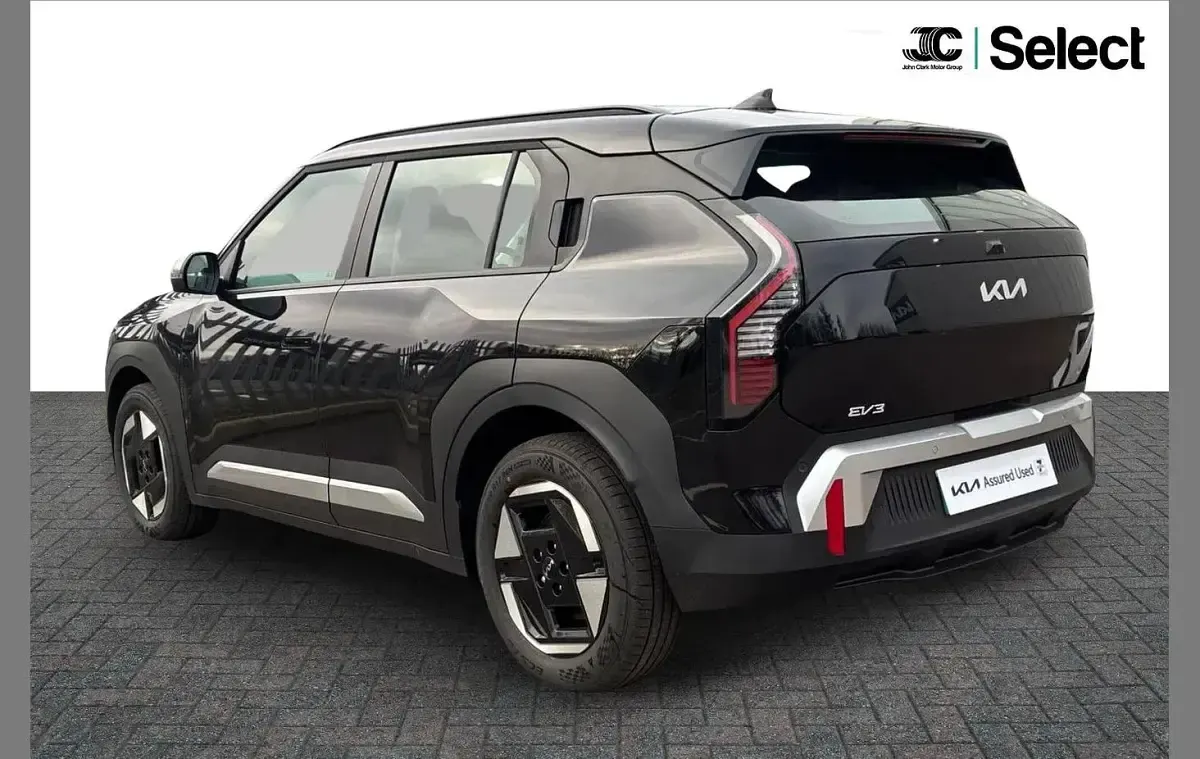 Used Kia EV3 Air 147 kW (201 HP) 2025 Black SUV