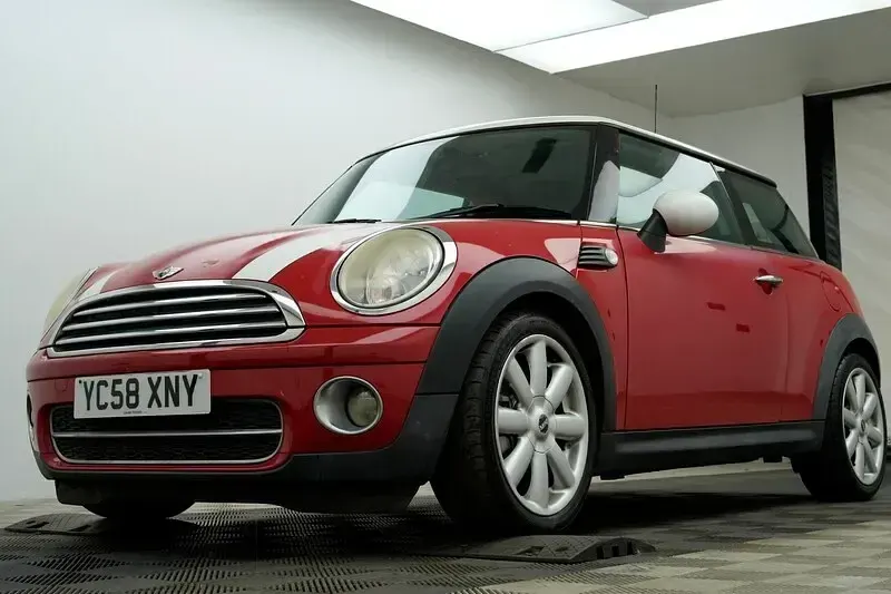 Used Mini Cooper D Hatch 108 HP (79 kW) 2008 Red Hatchback